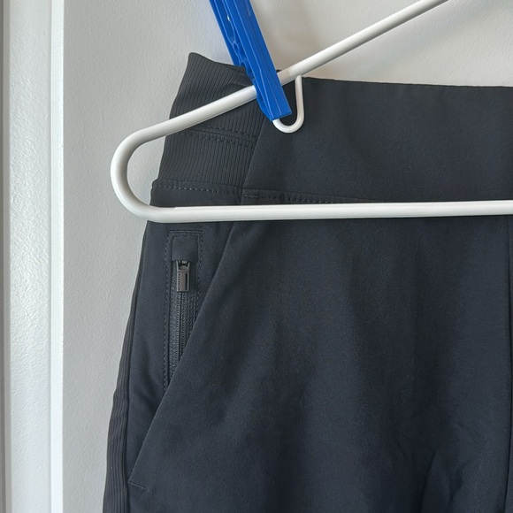 Athleta shorts - Picture 2 of 4